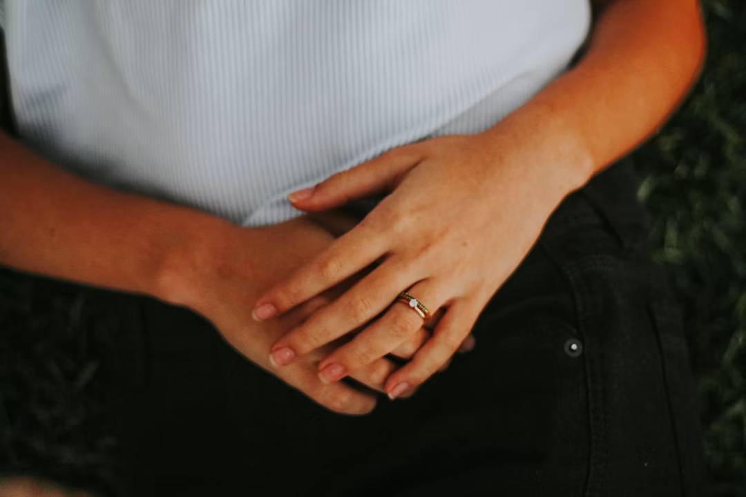 Lower right abdominal pain