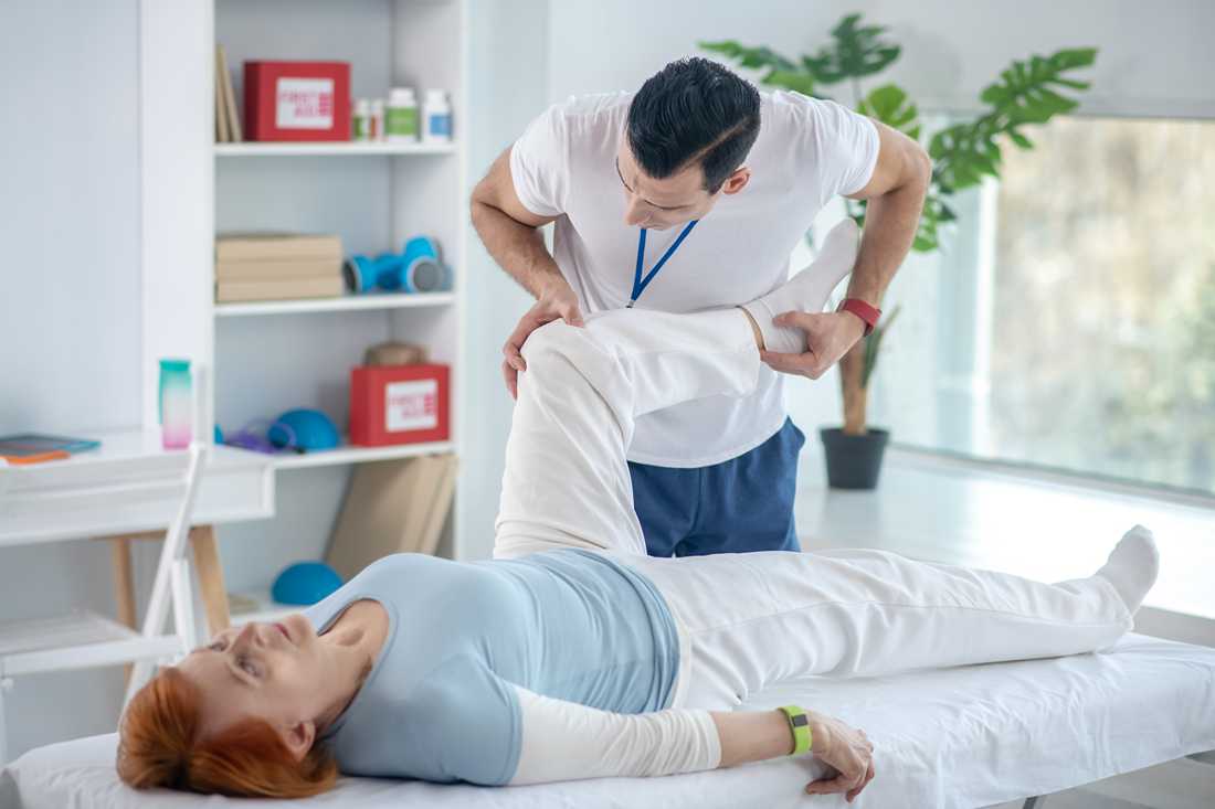 How Chiropractic Care in Novi Supports Senior Mobility and Independence