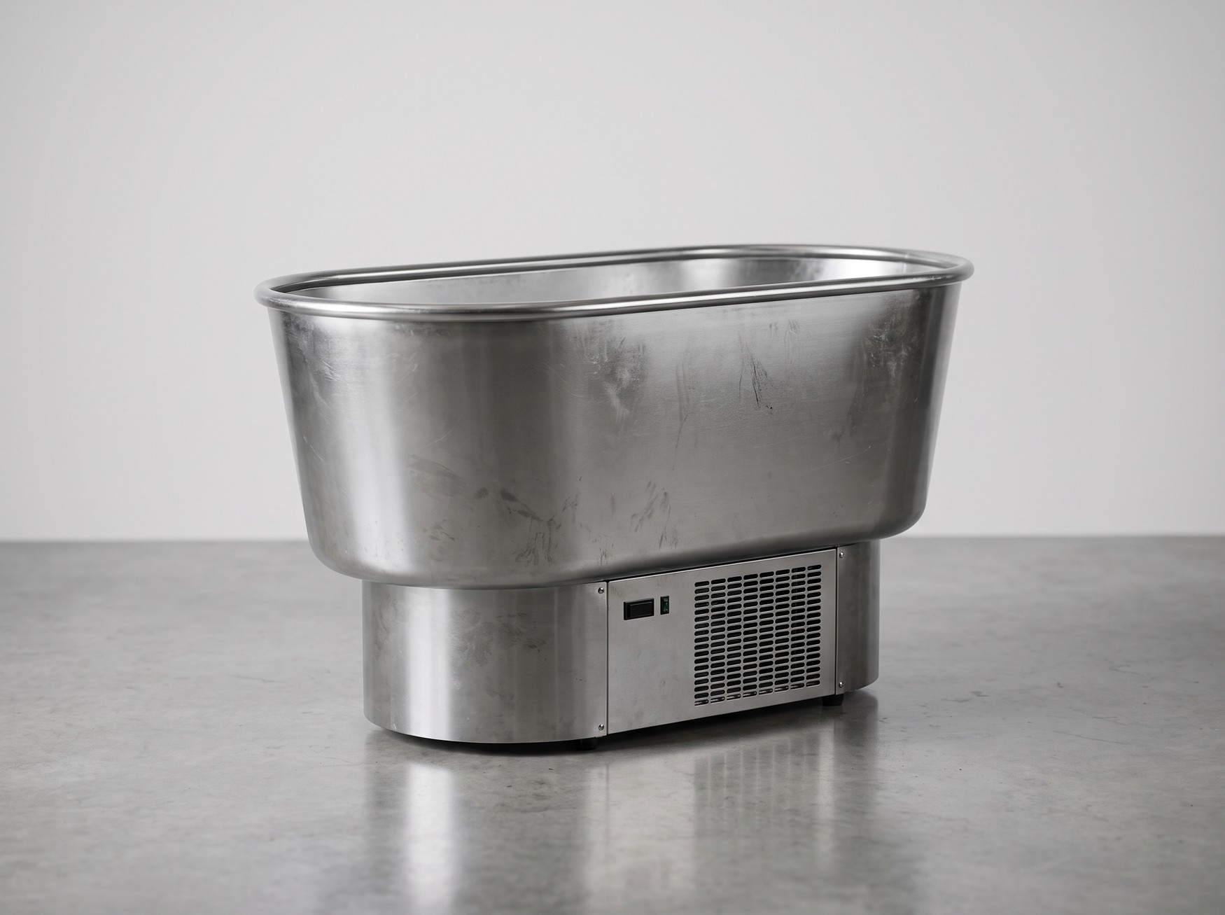 Stainless steel ice bath tub with chiller