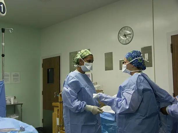 Early Signs of Breast Cancer: What Women Should Watch For