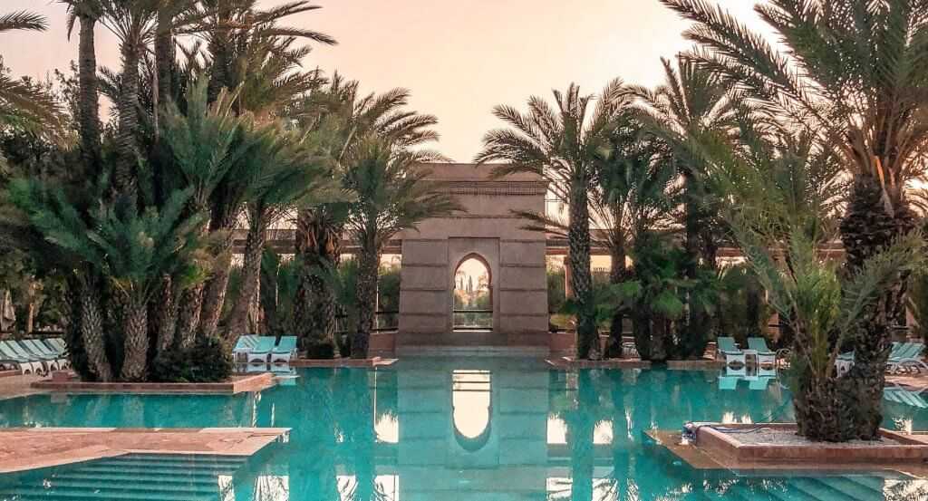 What Sets Luxury Treatment Centers Apart From Standard Programs