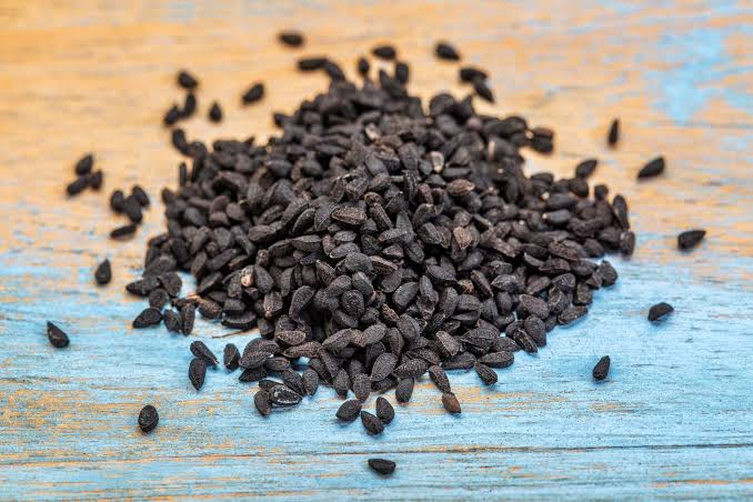 Why Black Seed Oil Will Give You The Healthiest Hair Ever?