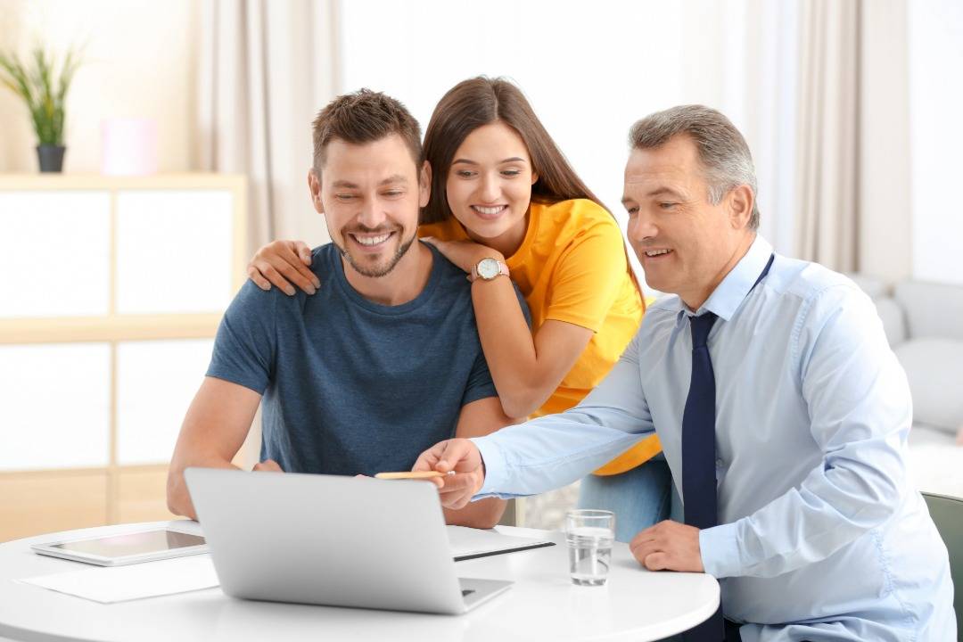 10 Best Term Insurance Plans in Bangalore You Can Compare Using a Calculator