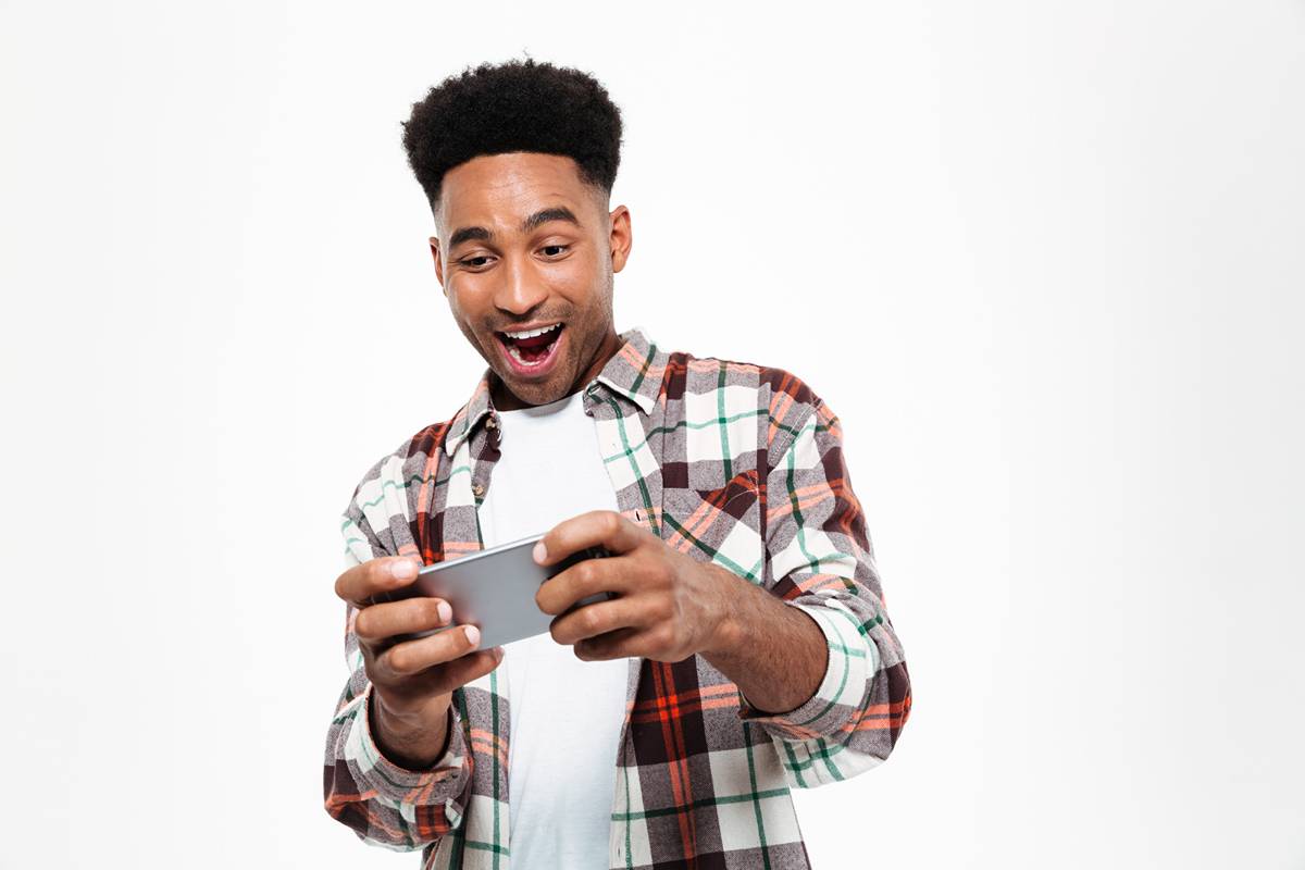 How Mobile Gaming is Taking Over Desktop Platforms