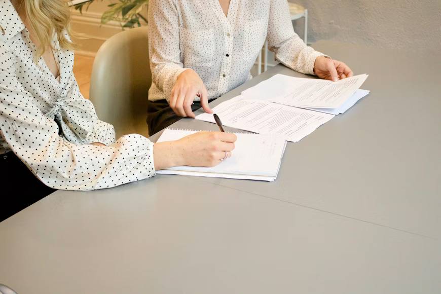 6 Reasons Why You Should Hire a Medical Malpractice Lawyer