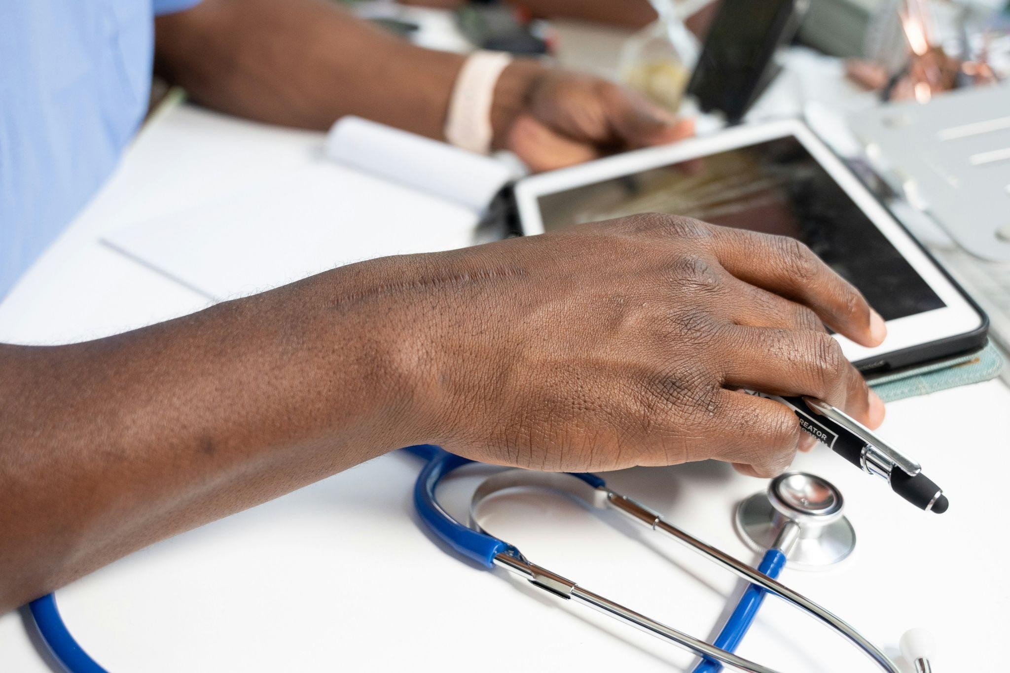 Best 6 Healthcare App Builders for Healthcare Businesses