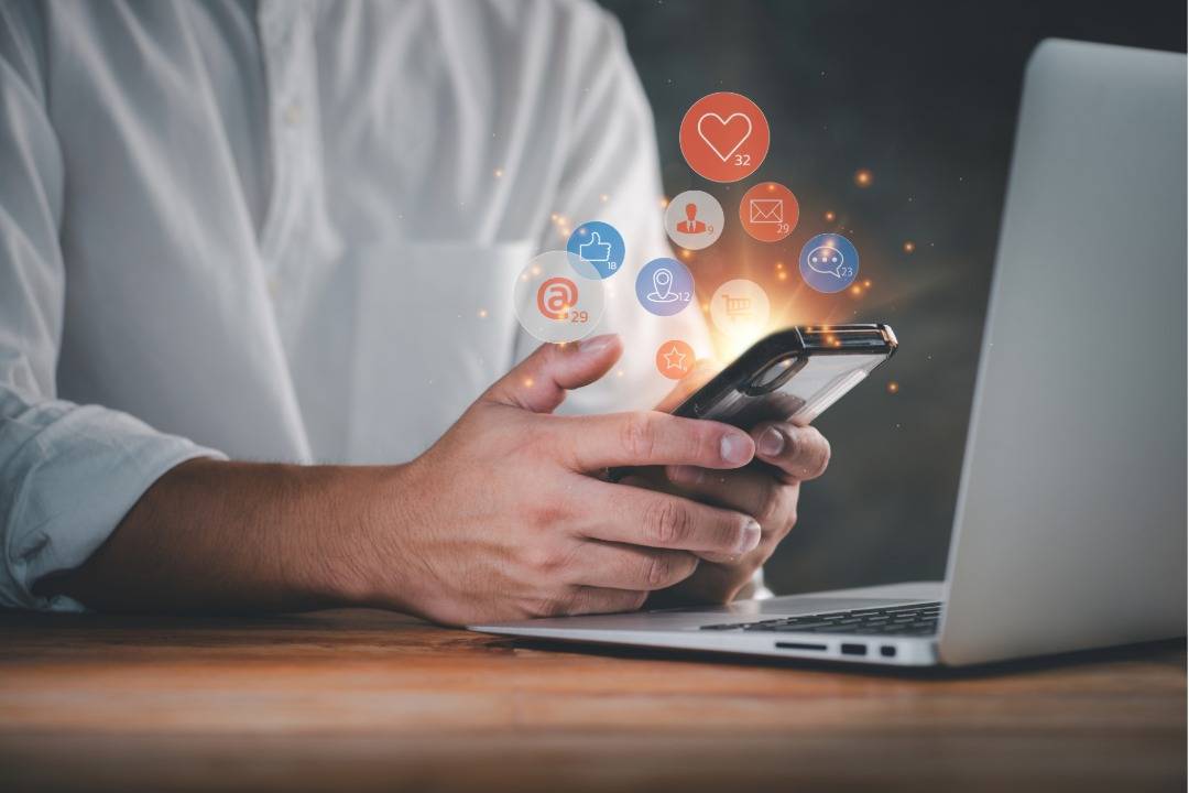 Redefining the Digital Workspace: The Rise of All-in-One Communication Ecosystems