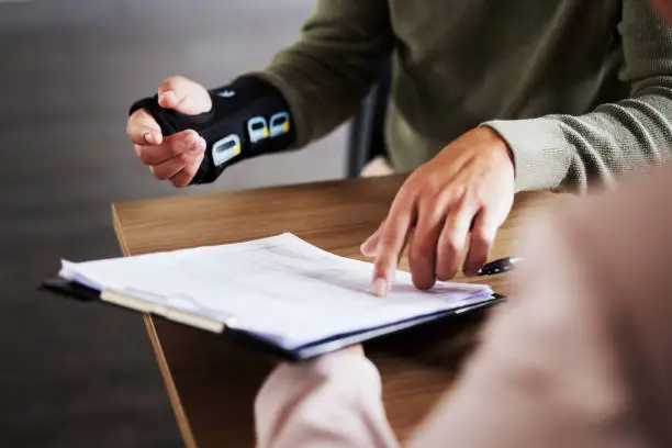 Critical Steps to Take Immediately After a Crash: Insights from a Midland Personal Injury Lawyer