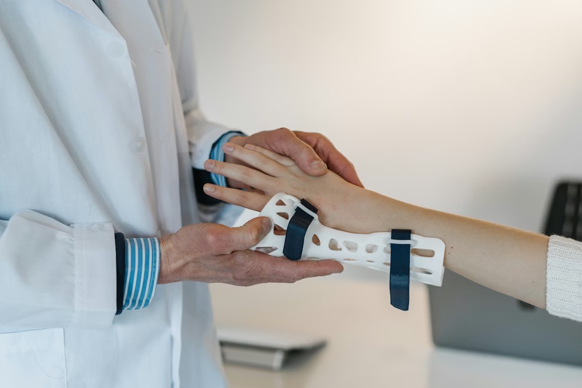 Understanding Bone Fractures: Types, Causes, and Modern Treatment Options